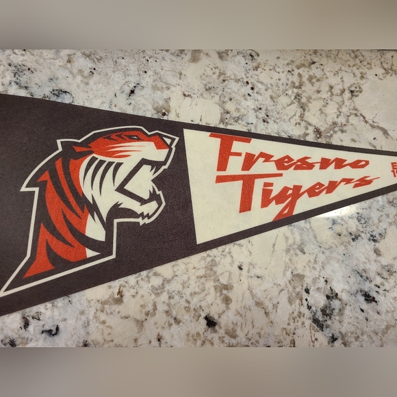 Fresno Grizzlies Stadium Giveaway Fresno Tigers Tribute Pennant - Picture 2 of 4